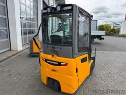 Jungheinrich EFG 215 / Triplex: 4.25m! / SS / nur 3.298h!