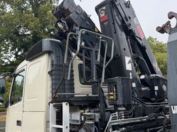 VOLVO FMX 370 6x2 lift/lenk Abrollkipper KRAN 13m FUNK