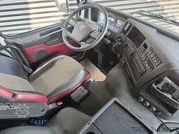 Volvo FMX 460 10x4 / 30m3 TIPPER / MINING