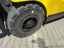Hyster H 5.5 XM // Full cabin // Only 6135 hour
