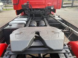 Scania T 124 LA 4X2 NA400 + manual + euro 2 + 4.70m wh...