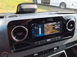 MERCEDES-BENZ 519  Allrad 4 x 4 Lagerfahrzeug Stock 20 Sitzer