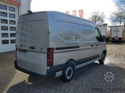 Renault Master 170.35  EURO 6  L2H2 GESLOTEN GRIJS META...