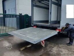 Dhollandia Laadklep / Achtersluitklep 2000 kg MBB / Palfin...