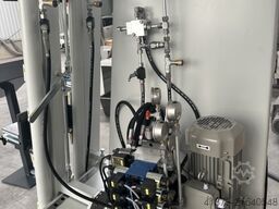 S&S Bavaria 2000 L - Video