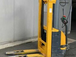 JUNGHEIRICH  Ameise  (Hamburg) EJC12G Hochhubwagen