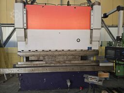 HAMMERLE 200 ton 3 m