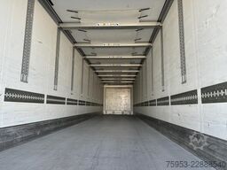 Schmitz Cargobull SKO 24 Doppelstock Liftachse Carrier Vector HE19
