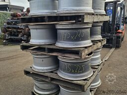 UNKNOWN 11.75 R 22.5 DISC RIM