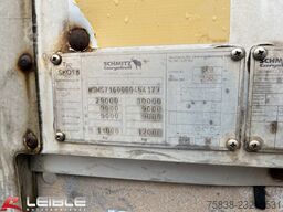 SCHMITZ CARGOBULL SKO18/2 Achs-Koffer*Reifen 60-70%*Rolltor*