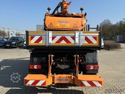 Mercedes-Benz Unimog U 318