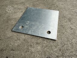 Meta / 140 x 140 x 3 mm Materialfarbe: sendz. verzinkt