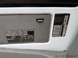 MERCEDES-BENZ Sprinter 519CDI 4x2