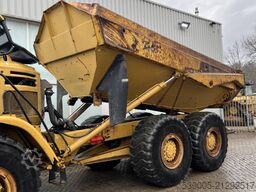 CAT 725