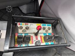 Teupen LEO 30T Raupenarbeitsbühne 30m