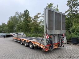 Humbaur HTS30  3 Achs Satteltieflader, neuwertig