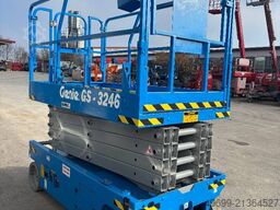 Genie GS 3246 - 11,60m Scherenarbeitsbühne *Akku neu*