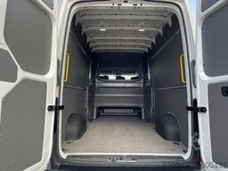 VW Crafter MIXTO 35 L4H3 NAV RFK äden