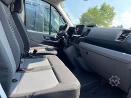 VW Crafter Kasten 35 L4H3 AHK RFK äden