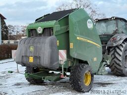 John Deere V451 G Rundballenpresse - NEU