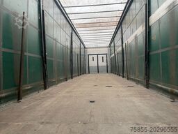 Schmitz SCS 24/L Tautliner / SAF Axles / Discbrakes / N...