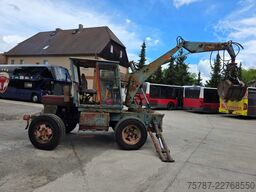  Craiova IH Radbagger ( Romania ) mit 2 Schalengr