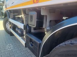 Renault D wide