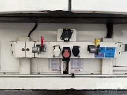 Schmitz Cargobull Tiefkühler Multitemp Doppelstock Trennwand