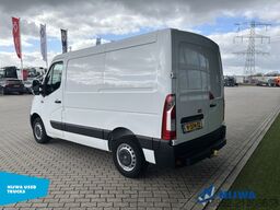 Renault Master T35 L1H1 Trekhaak + Navigatie