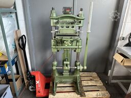 Kniehebel Heissfolien-Prägepresse