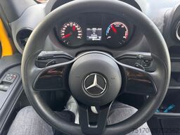 MERCEDES-BENZ eSprinter 312 DHL Regal KEP-Ausbau