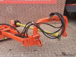 AGF 200 Verstekklepelmaaier