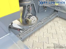 Combilift C3000STE TRIPLEX WIDE POSITIONER CABIN