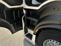Iveco S WAY 530