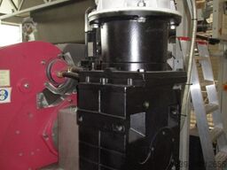 KUESTERS, KREFELD 222.53 / 3400