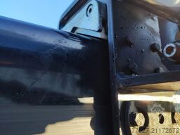 MAN TGM 18.250 Open box + HIAB 166-3