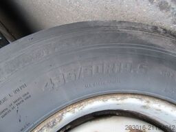 SCHMITZ CARGOBULL Mega Varios Bremse 90% Reifen 60%