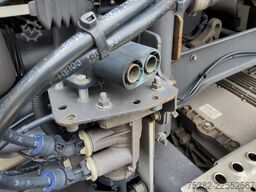 Renault T T 520 HIGH SLEEPER 4x2 EURO 6 - 33-BPH-4