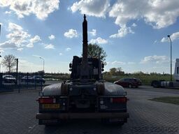 Ginaf X 4241 S 8x4 / VDL 35T Hook (2016) / Manual / N...