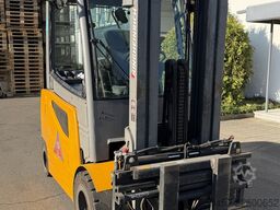 Jungheinrich EFG S30 4.7m/ 4v/ 5379h