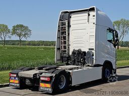 VOLVO FH 500 XL 2X TANK SKIRTS