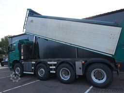 Terberg FM 2000 8x8 tipper truck 661.000km