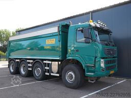 Terberg FM 2000 8x8 tipper truck 661.000km