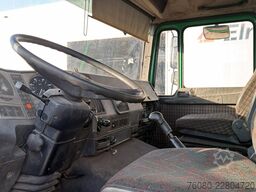 MAN 26.272 (MANUAL PUMP / POMPE MANUELLE / LAMES / ...