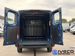 Iveco Daily 35S16V 2.3L 160pk | L2H2 W3520 | Handgesc...
