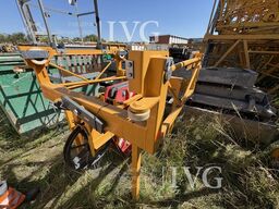 LIEBHERR 250 EC-B 12