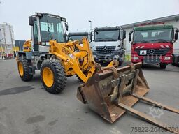 LIEBHERR L512 / Gabel + Schaufel / German Machine
