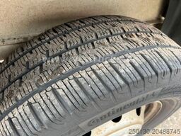 PEUGEOT Boxer DoKa Pritsche HDi 130 4x2