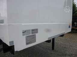 KRONE Heck hohe Portaltüren