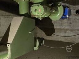 Siloski sistem za istovar sa pužnim transporterom Silo-Austragungsanlage mit Förderschneck 